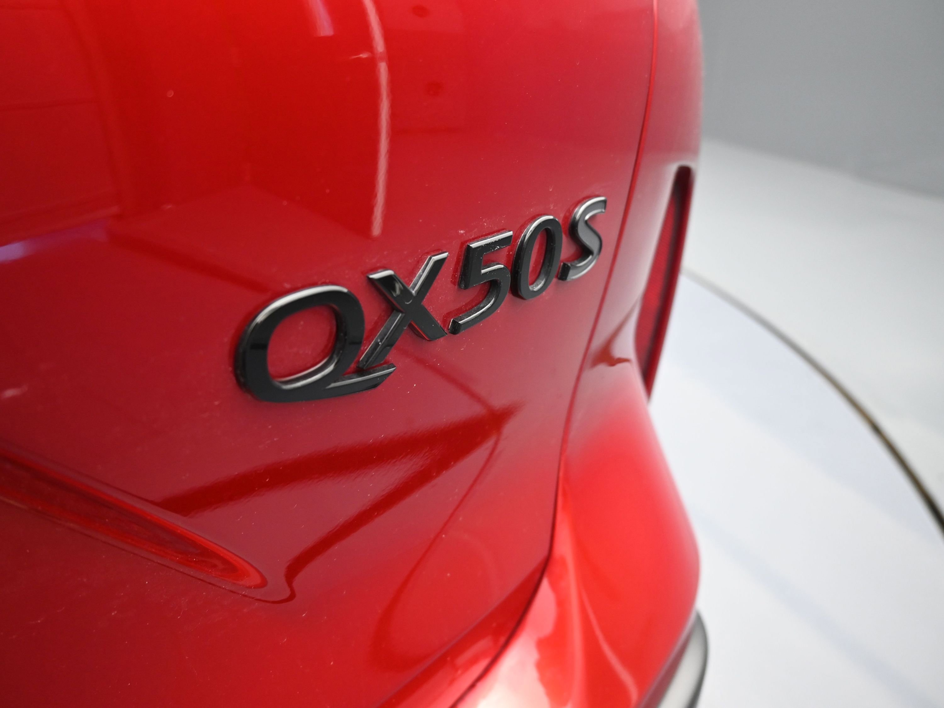 Used 2023 INFINITI QX50 Sport image 12