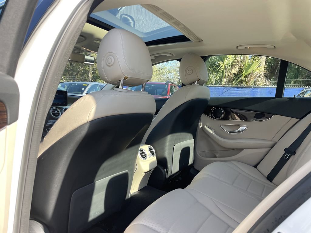 Used 2019 Mercedes-Benz C 300 Sedan image 15