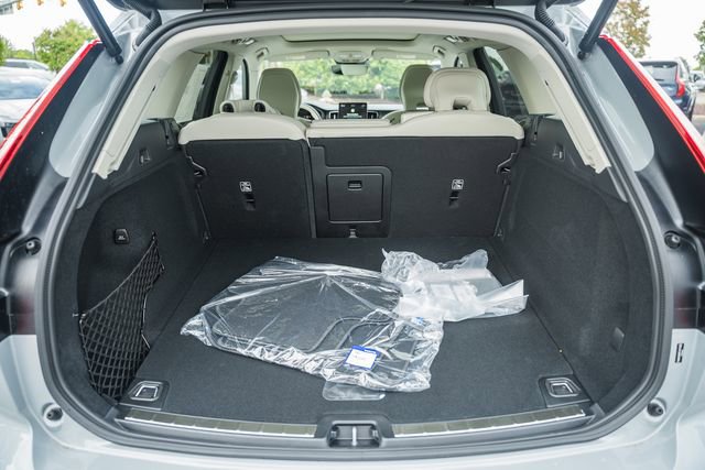New 2026 Volvo XC60 B5 Ultra w/ Climate Package AWD/4WD image 10