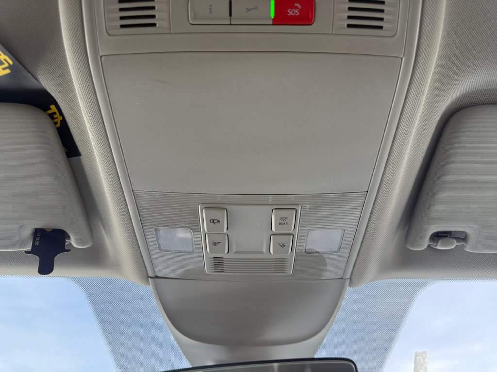 New 2027 Volkswagen Taos Sport AWD/4WD image 16