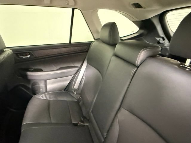 Used 2019 Subaru Outback 2.5i Limited AWD/4WD image 39