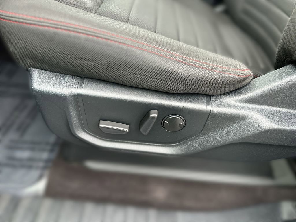 Used 2019 Ford F150 XLT w/ Equipment Group 302A Luxury image 14