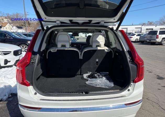 Used 2024 Volvo XC90 T8 Plus w/ Protection Package image 12