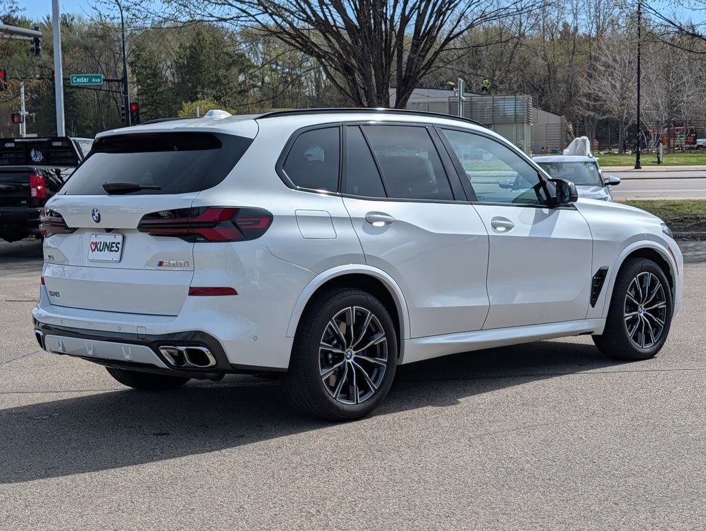 Used 2026 BMW X5 M60i image 13