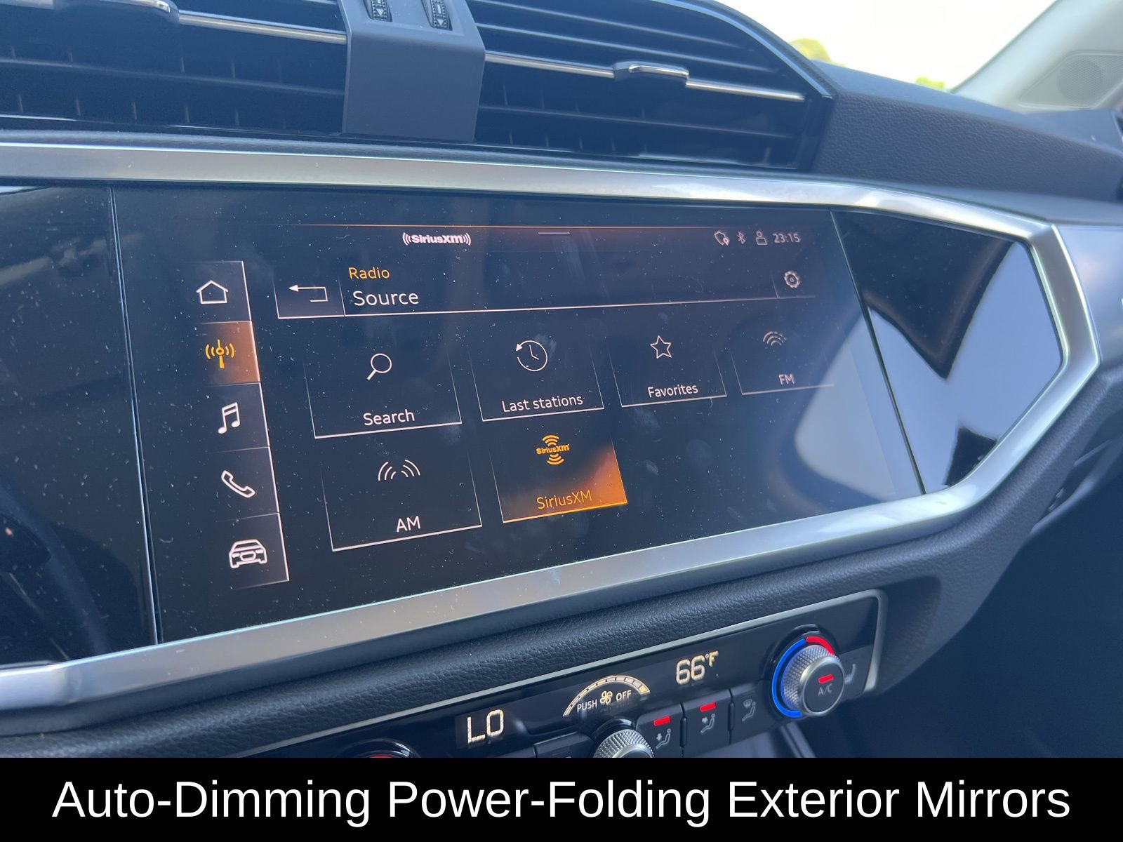 Used 2024 Audi Q3 2.0T Premium Plus image 17