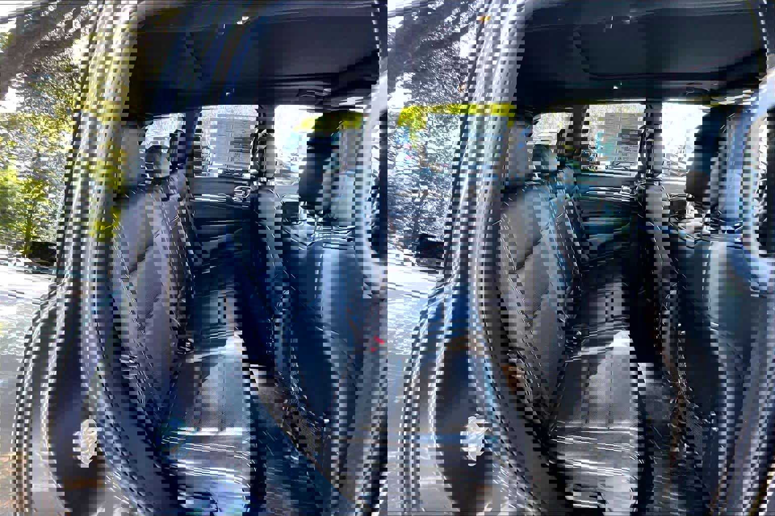 Used 2017 Jeep Grand Cherokee Overland image 20