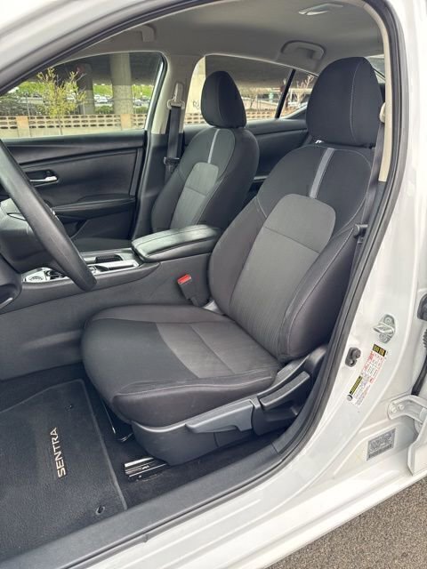Used 2024 Nissan Sentra SV image 16