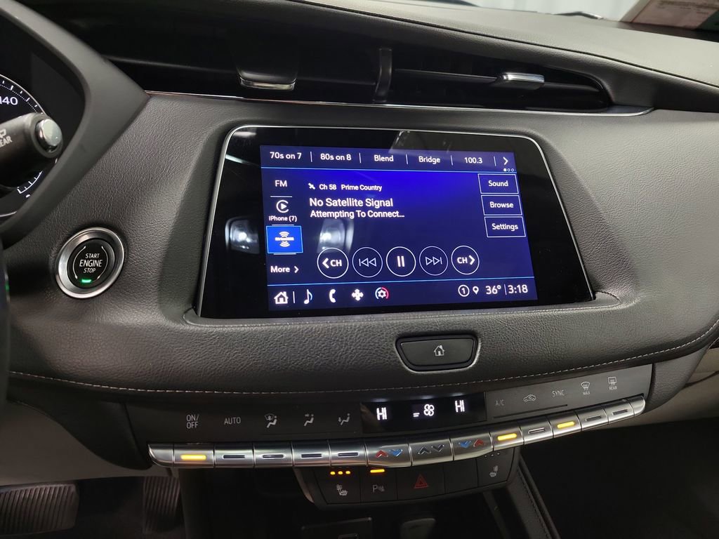 Used 2023 Cadillac XT4 Luxury w/ Cold Weather Package image 14