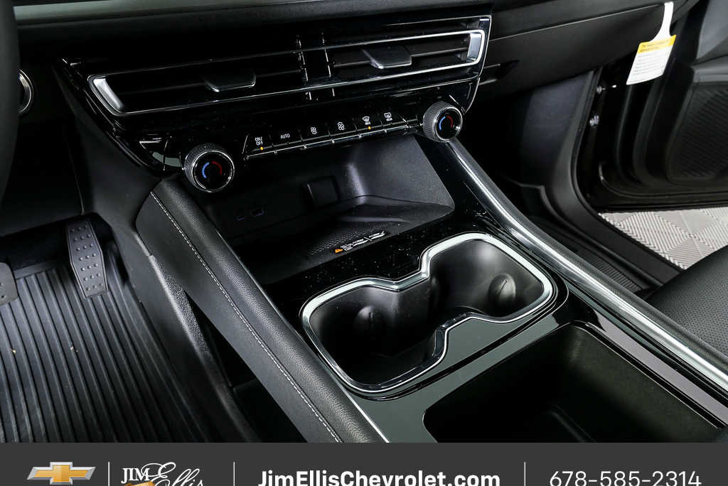 New 2026 Chevrolet Traverse LT image 17