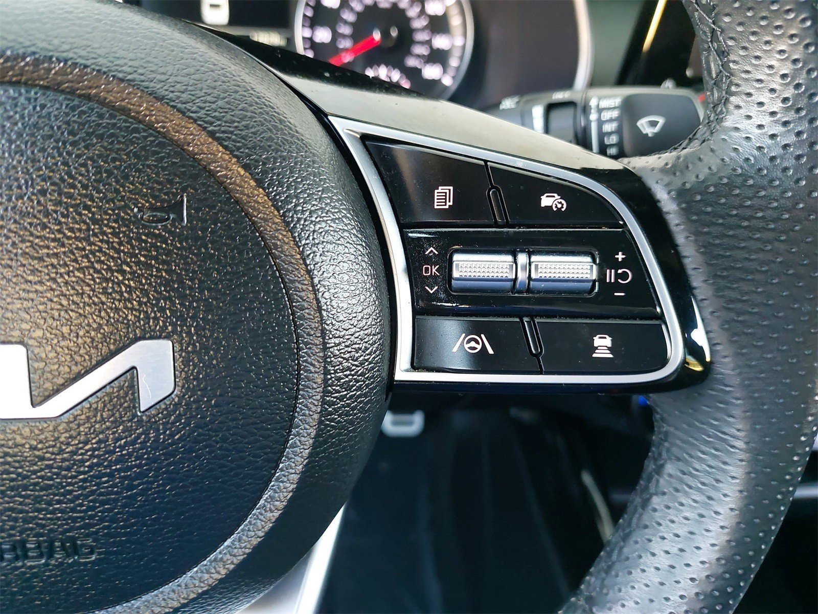 Certified 2023 Kia Forte GT-Line w/ GT-Line Technology Package image 19