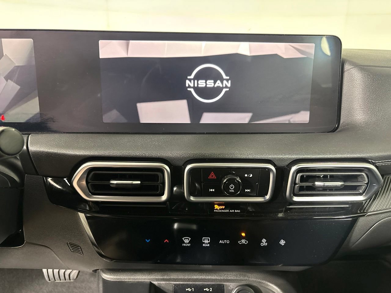 Used 2026 Nissan Sentra SV w/ Floor Mat Package FWD image 15