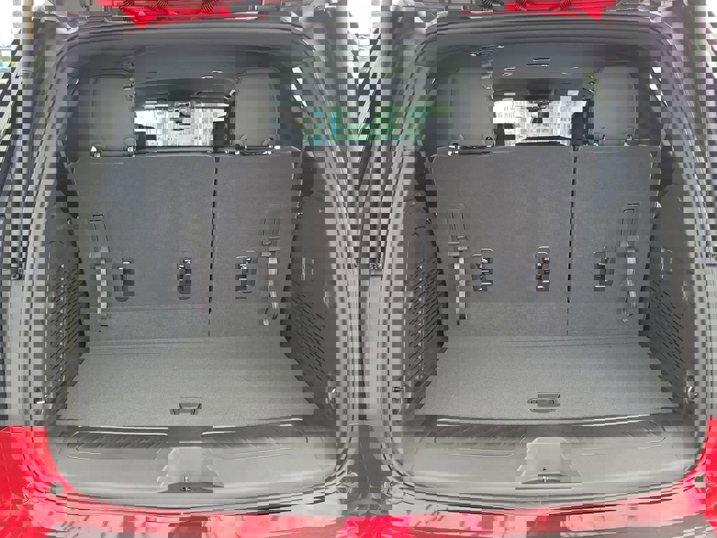 New 2026 Chevrolet Tahoe LT RWD image 19