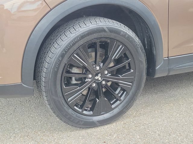 Used 2018 Mitsubishi Eclipse Cross LE AWD/4WD image 4