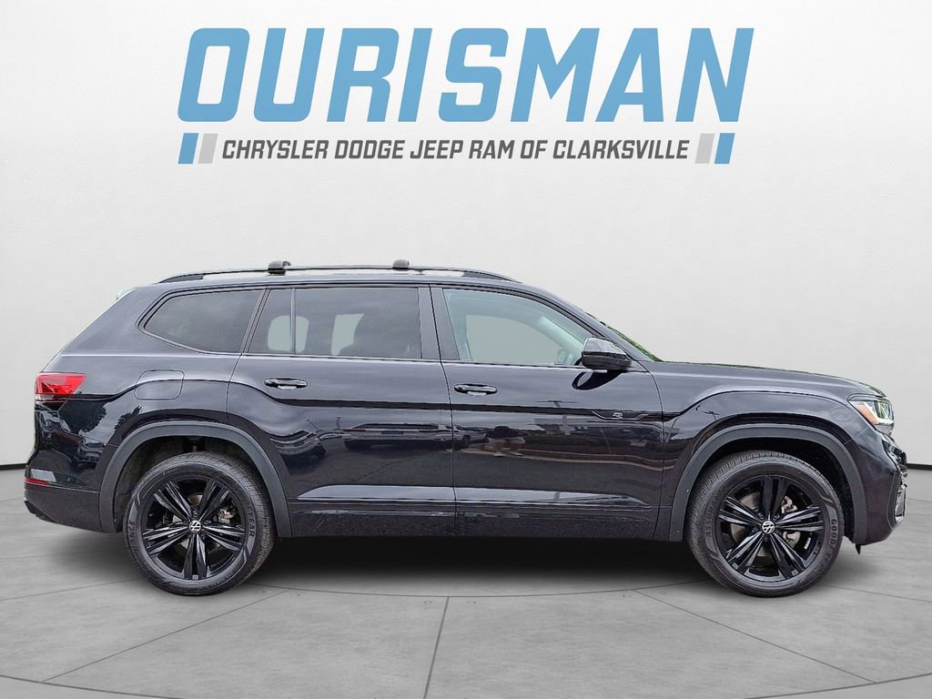 Used 2023 Volkswagen Atlas SEL R-Line AWD/4WD image 7