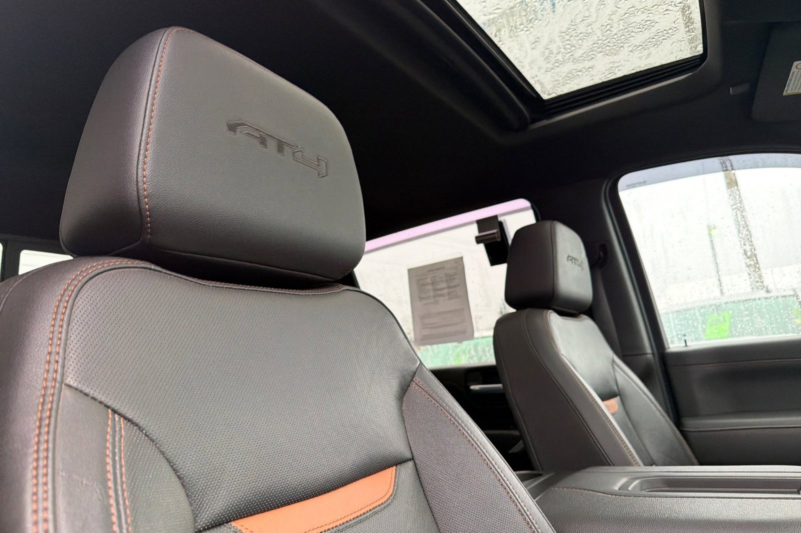 Used 2022 GMC Sierra 2500 AT4 w/ AT4 Premium Plus Package image 13