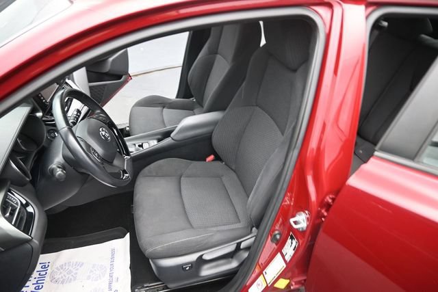 Used 2018 Toyota C-HR XLE FWD image 19