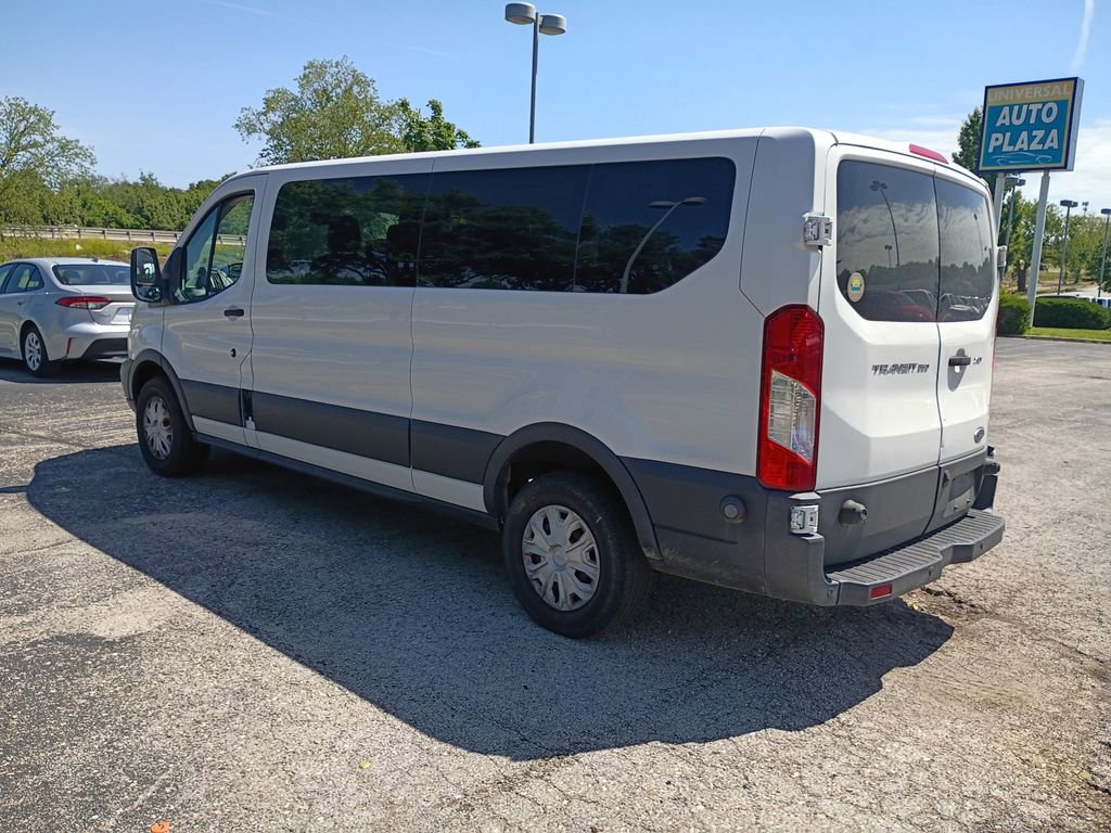 Used 2017 Ford Transit 350 XLT RWD image 8