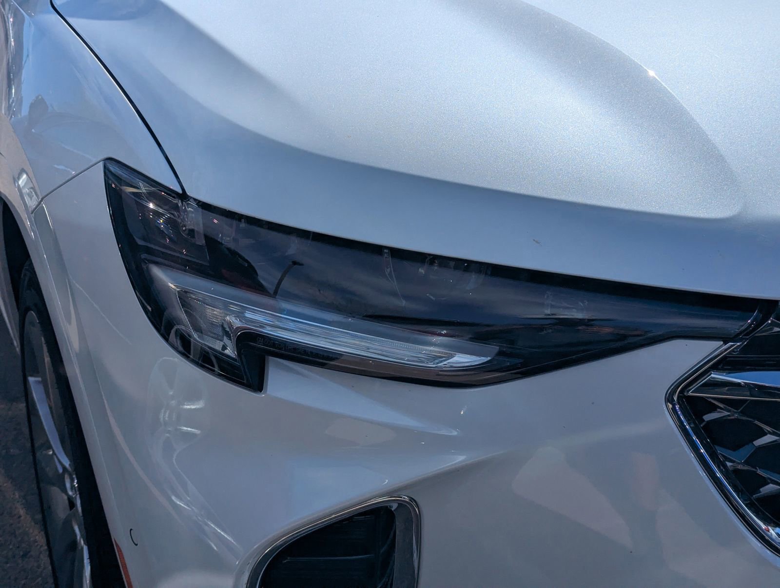 Used 2023 Buick Envision Avenir image 4