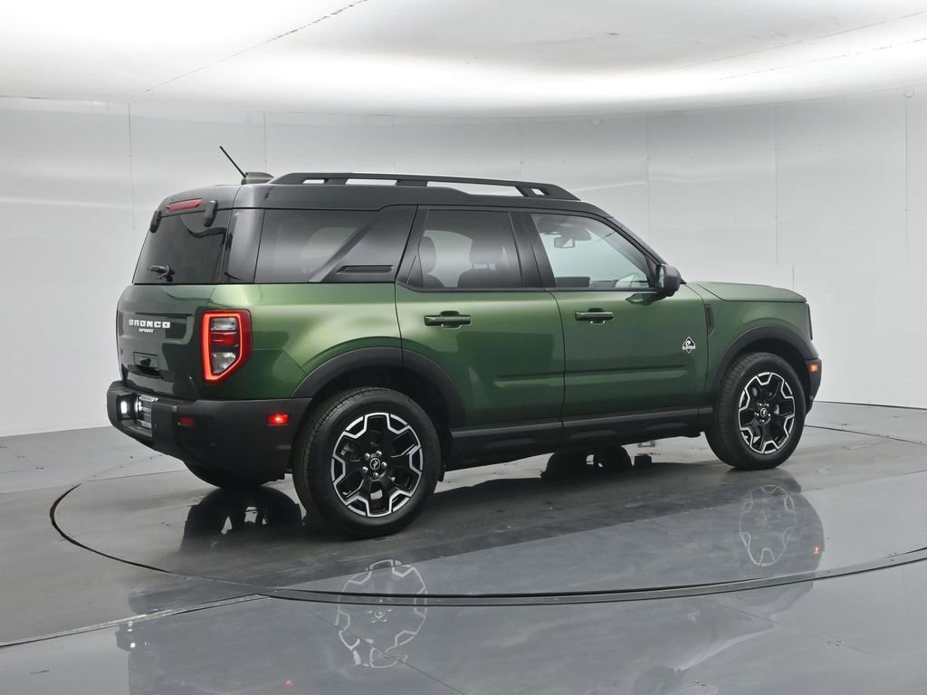 Used 2025 Ford Bronco Sport Outer Banks w/ Outer Banks Tech Package+ AWD/4WD image 31