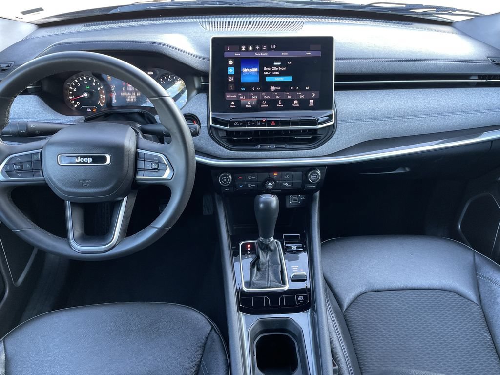 Used 2024 Jeep Compass Latitude AWD/4WD image 15