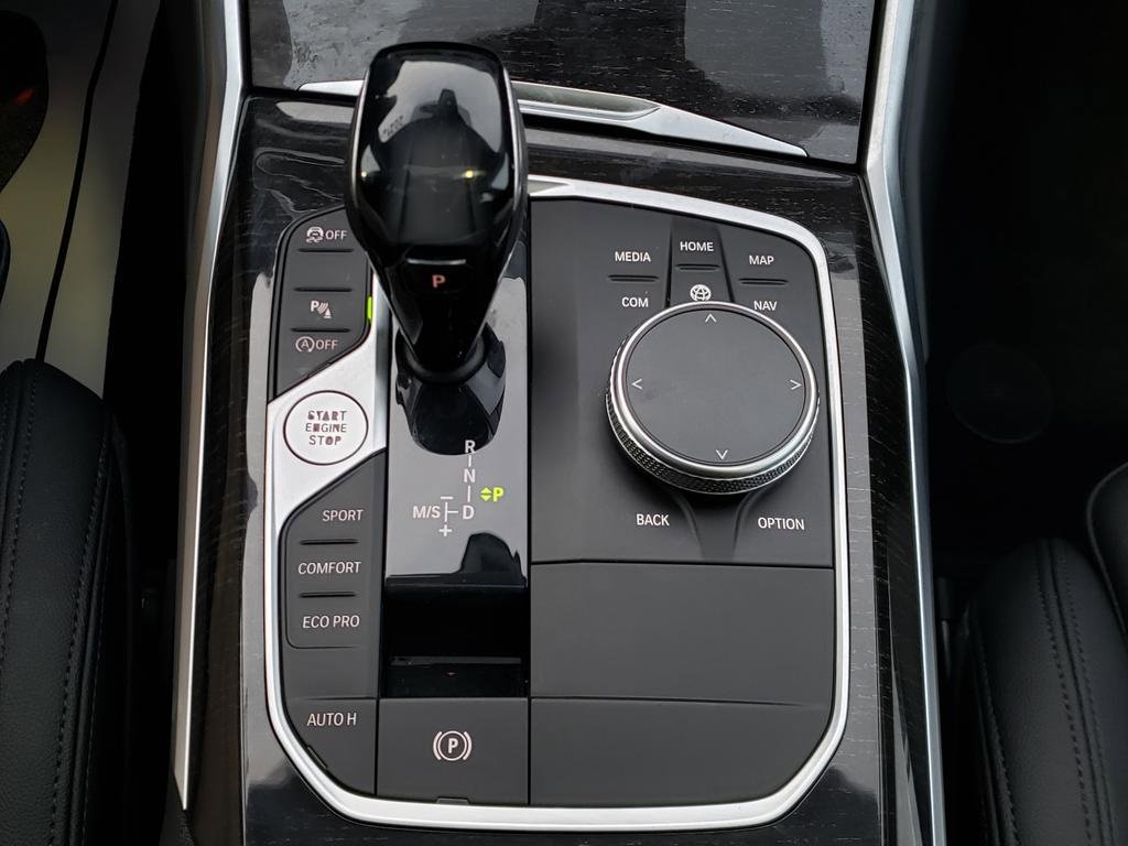 Used 2021 BMW 330i xDrive Sedan w/ Premium Package image 30