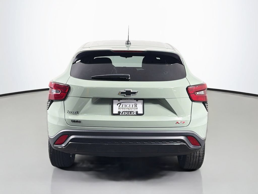 Used 2024 Chevrolet Trax RS w/ Driver Confidence Package FWD image 6