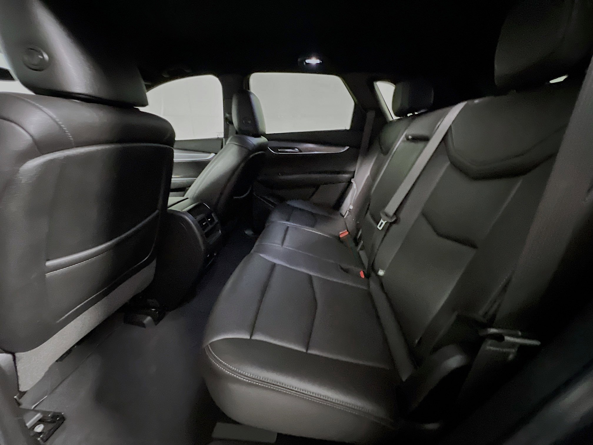 Used 2020 Cadillac XT5 Luxury w/ LPO, Floor Liner Package FWD image 29