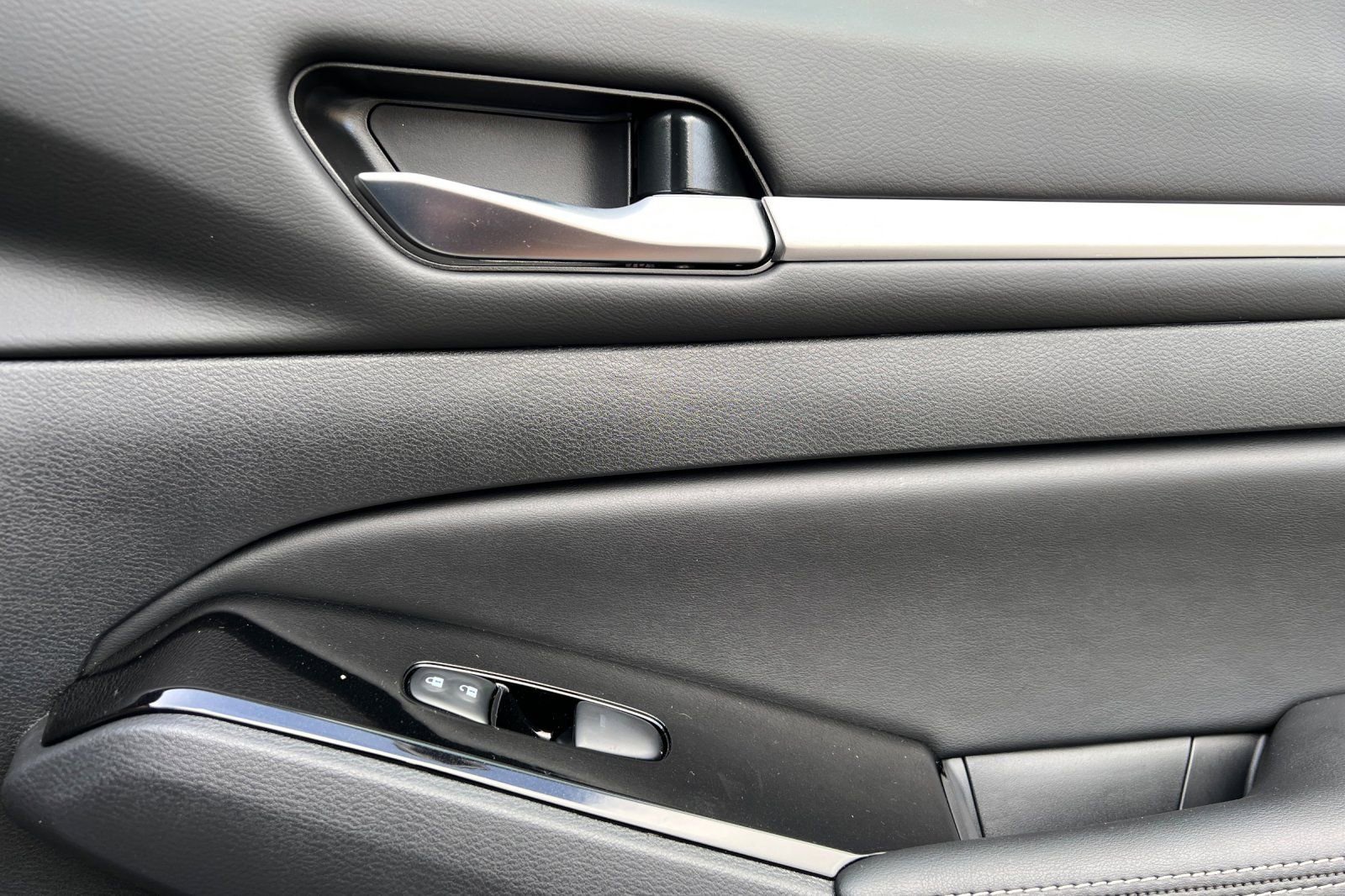 Used 2024 Nissan Altima 2.5 SL image 22