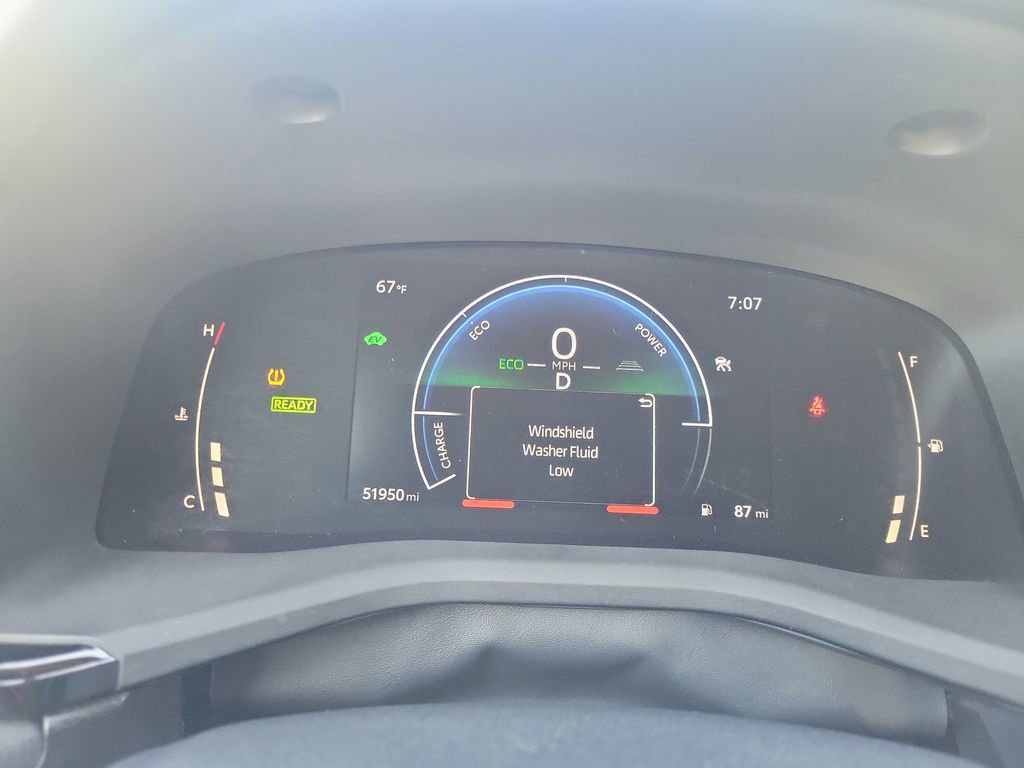 Used 2025 Toyota Camry LE FWD image 30