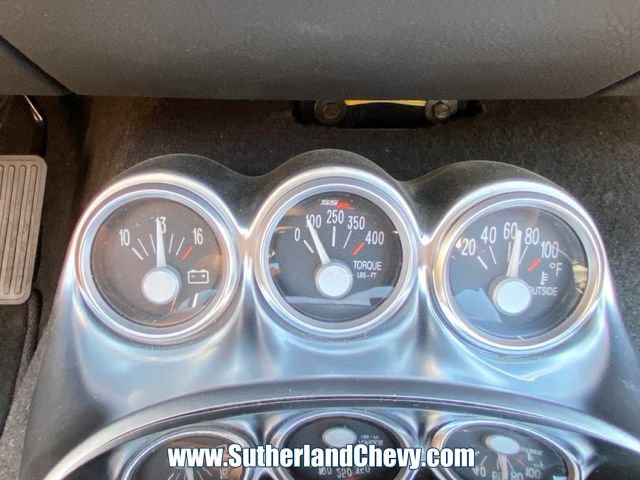 Used 2006 Chevrolet SSR w/ Preferred Equipment Group RWD image 32