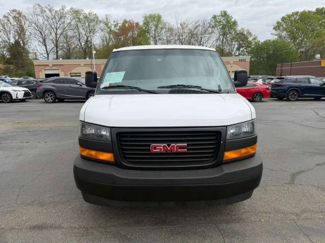 Used 2023 GMC Savana 2500 w/ Driver Convenience Package image 2