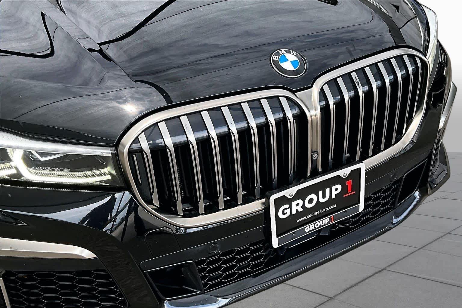 Used 2021 BMW M760i xDrive w/ Luxury Rear Seating Package AWD/4WD image 29