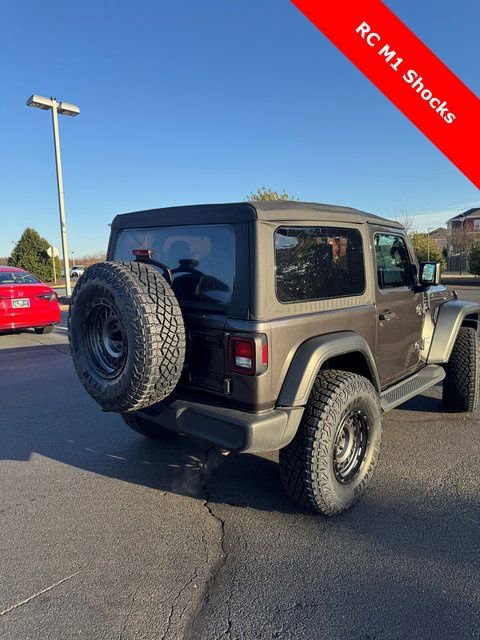 Used 2020 Jeep Wrangler Sport image 4