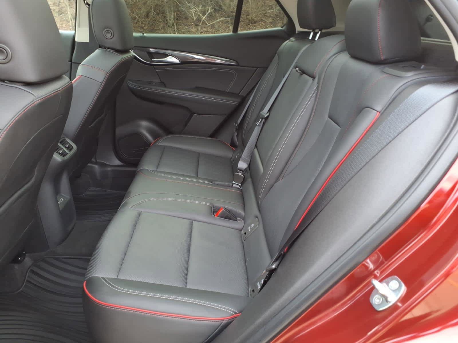 Used 2023 Buick Envision Essence w/ Sport Touring Package image 10