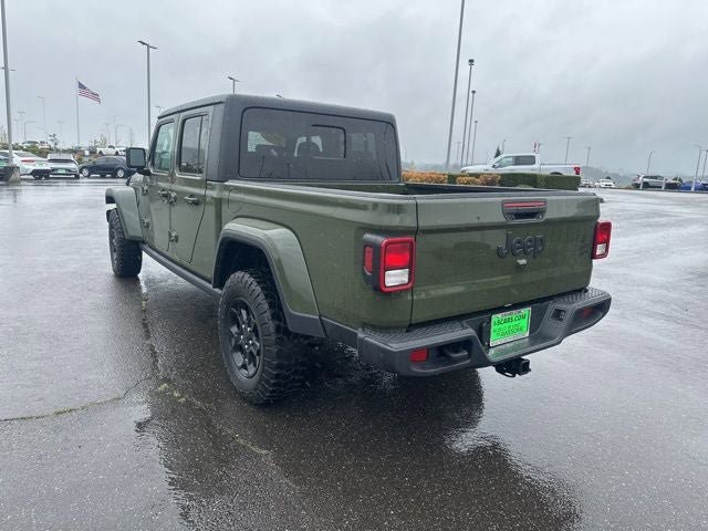 Used 2023 Jeep Gladiator Willys AWD/4WD image 8