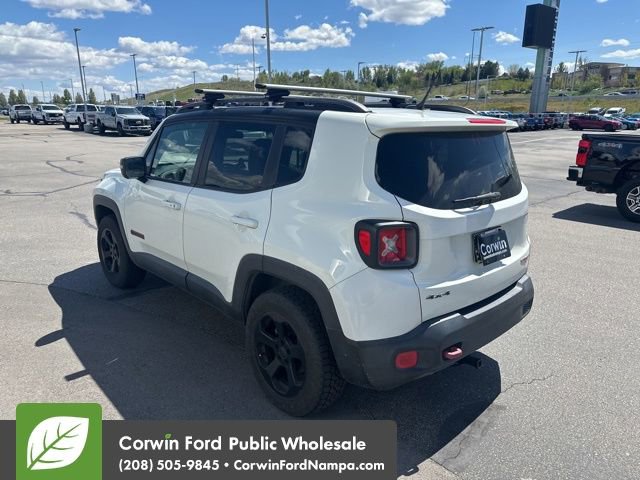 Used 2015 Jeep Renegade Trailhawk w/ Premium Leather Group AWD/4WD image 5