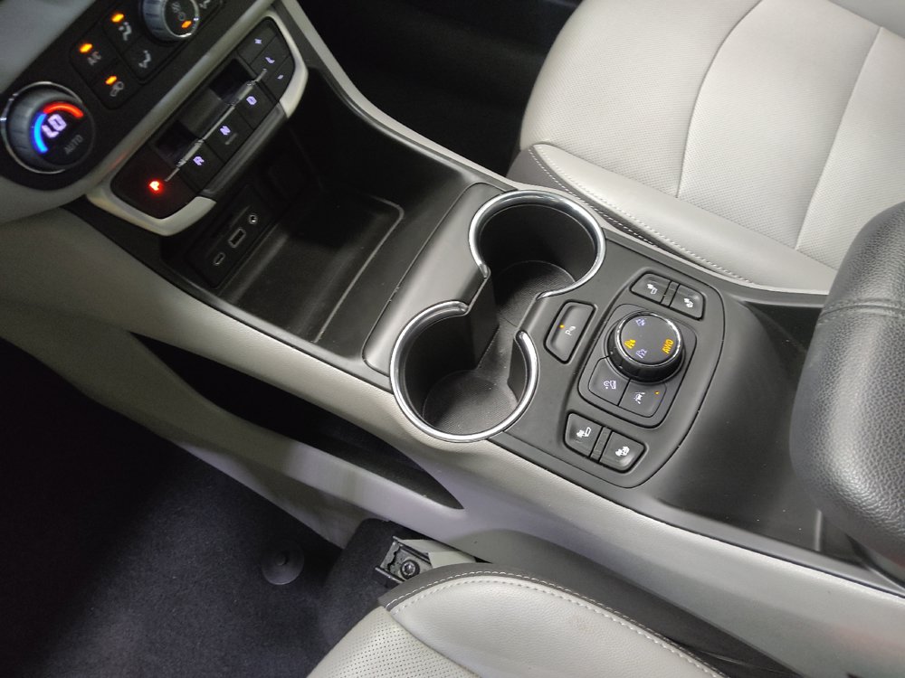 Used 2023 GMC Terrain SLT w/ Tech Package AWD/4WD image 26