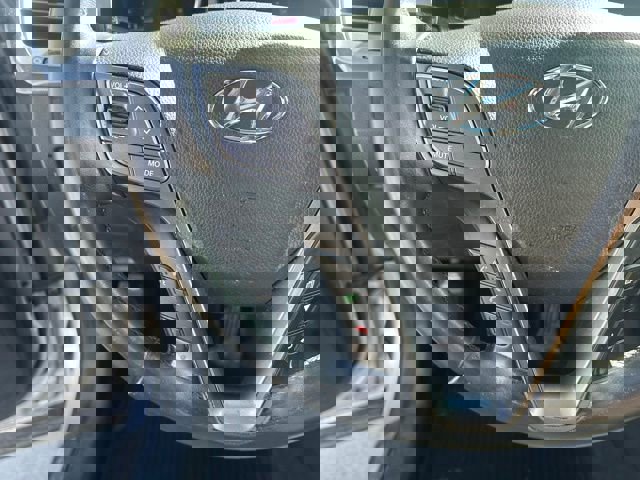 Used 2013 Hyundai Santa Fe Sport 2.0T image 4