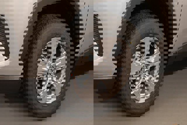 New 2025 Toyota RAV4 XLE image 7