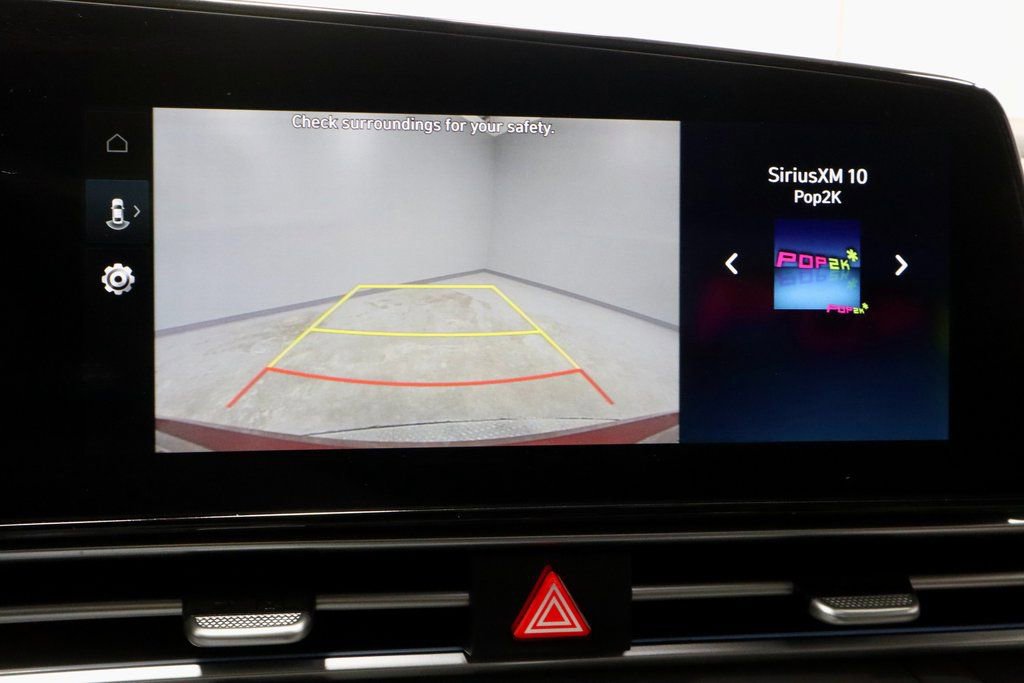 Certified 2025 Hyundai Elantra SEL image 2