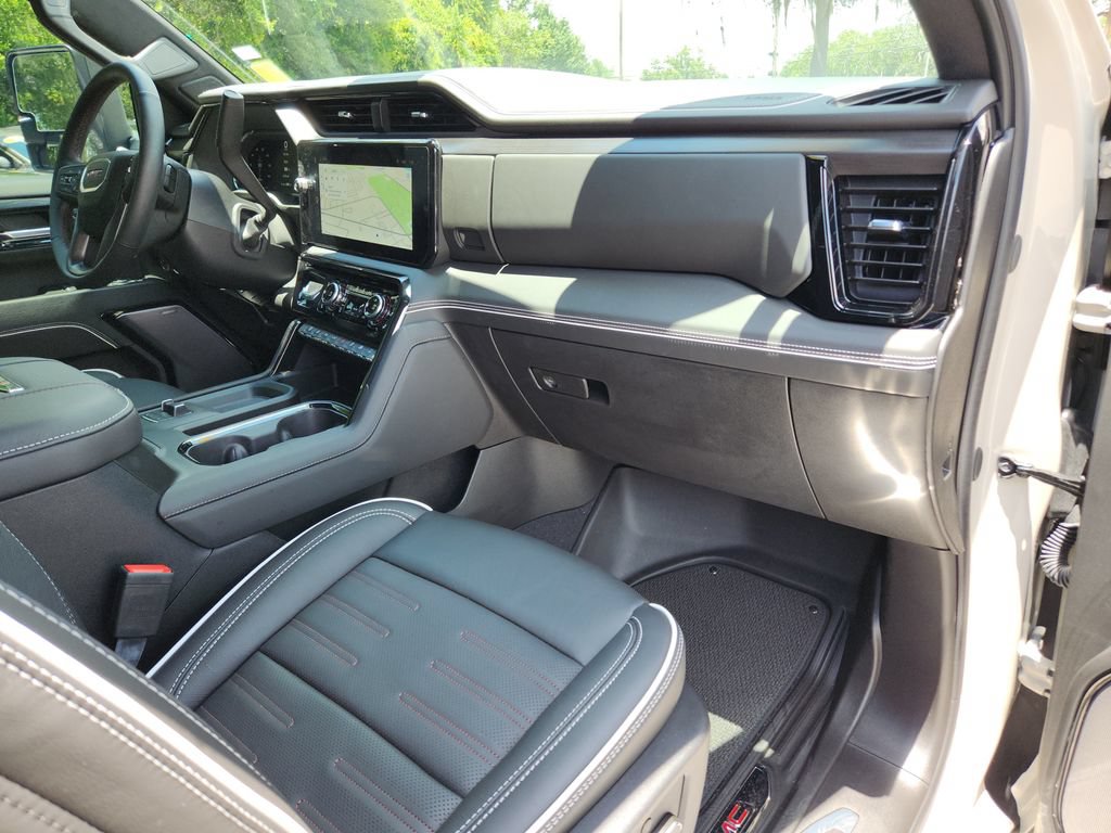 Used 2026 GMC Sierra 2500 AT4X AWD/4WD image 12