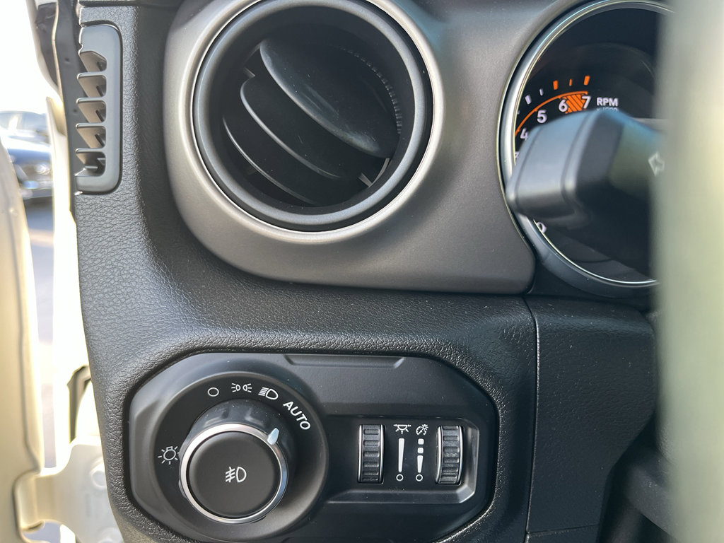 Used 2021 Jeep Wrangler Unlimited Sport image 11