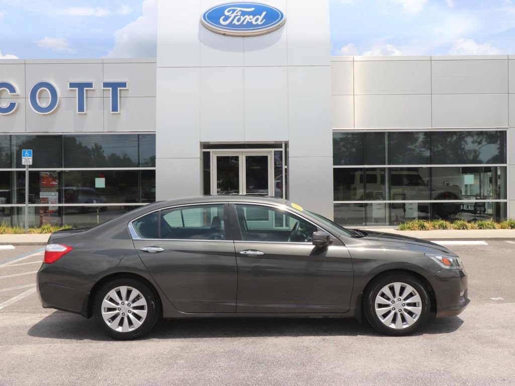 Used 2013 Honda Accord EX image 16