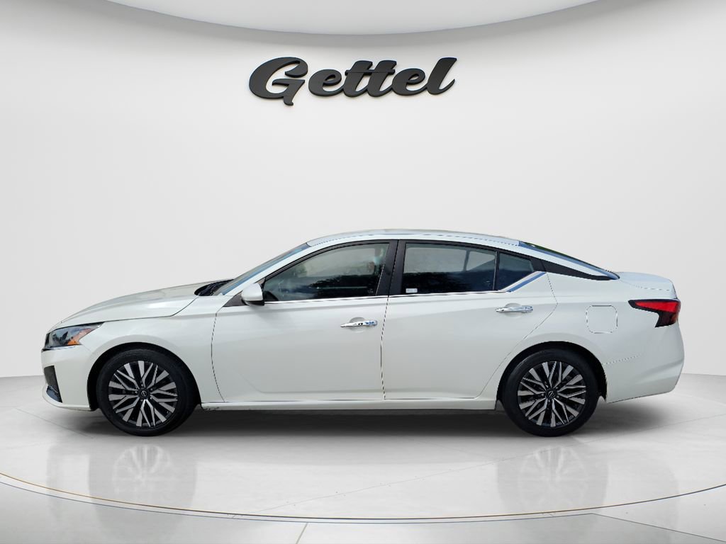 Used 2023 Nissan Altima 2.5 SV image 7