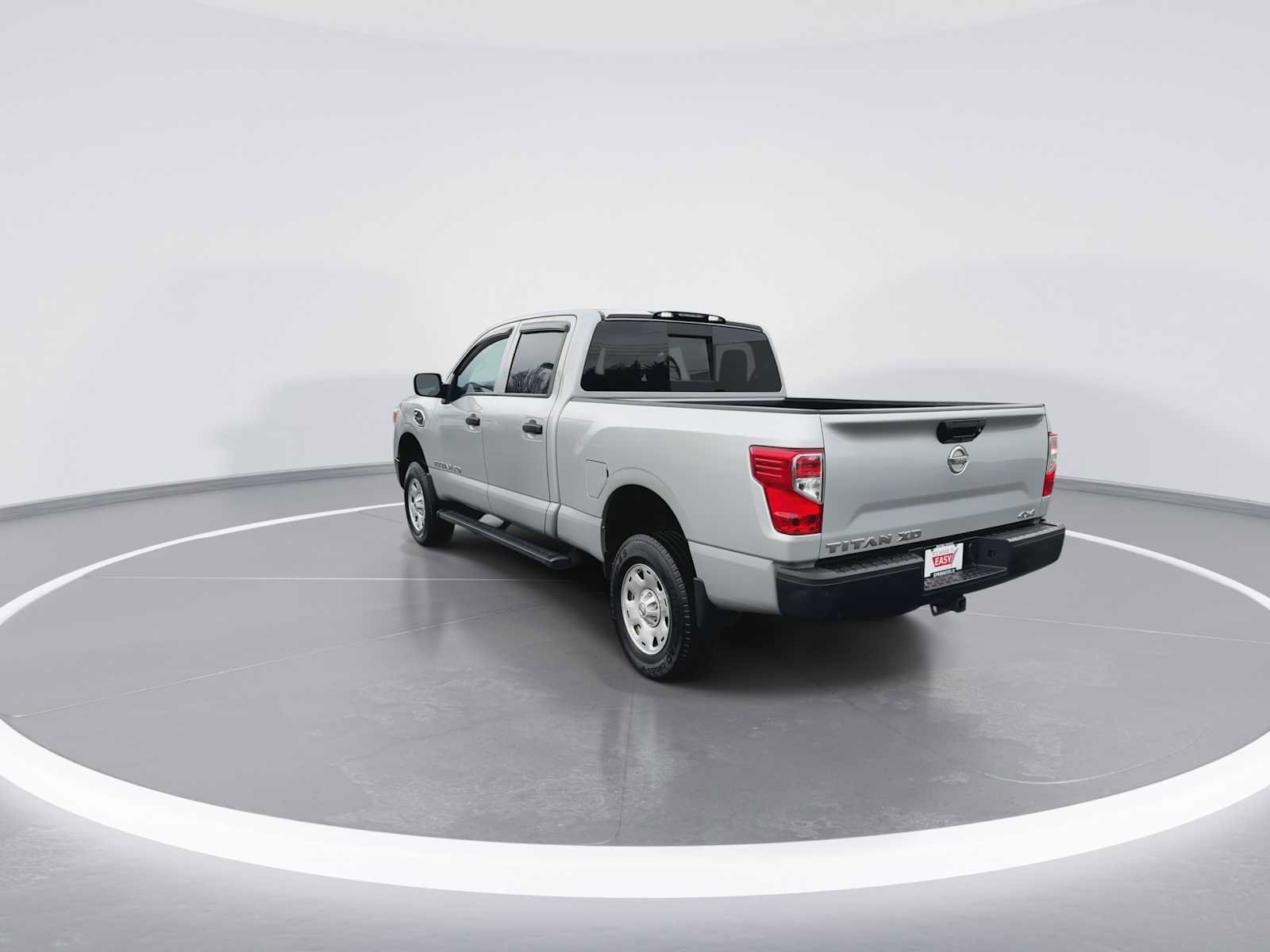 Used 2019 Nissan Titan S w/ S Utility Package image 6