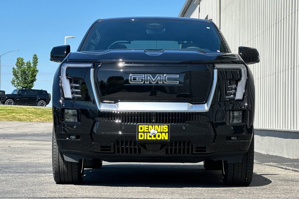 New 2025 GMC Sierra EV Denali AWD/4WD video 3