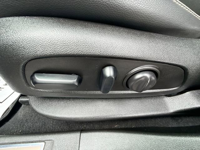 Used 2019 GMC Acadia Denali image 17