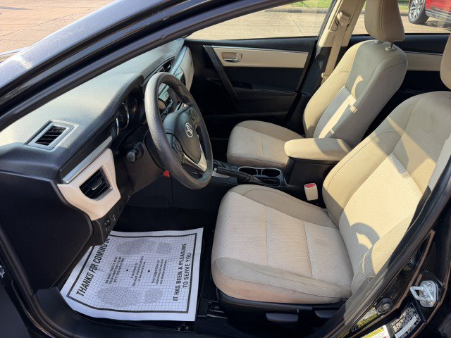 Used 2015 Toyota Corolla LE FWD image 9