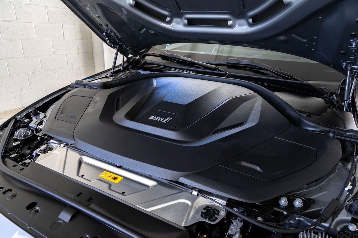 Certified 2024 BMW i4 xDrive40i image 32