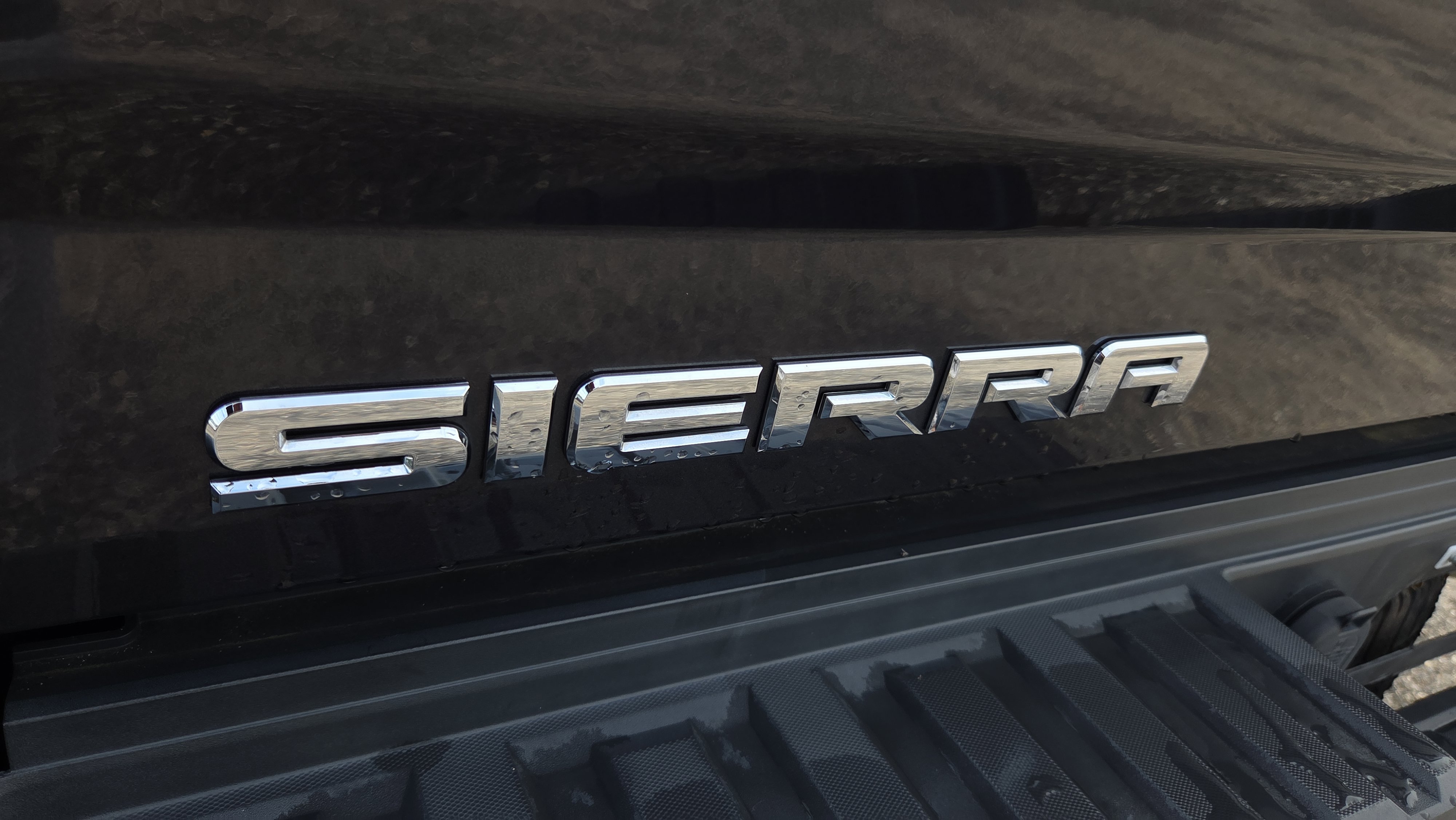 Used 2016 GMC Sierra 2500 Denali w/ Duramax Plus Package AWD/4WD image 34